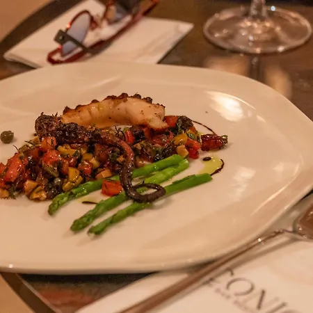 Inone Mucho Selection 4*